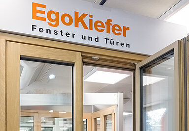 Partner für kratzerfreie Gläser: GLASSRESQ und EgoKiefer AG