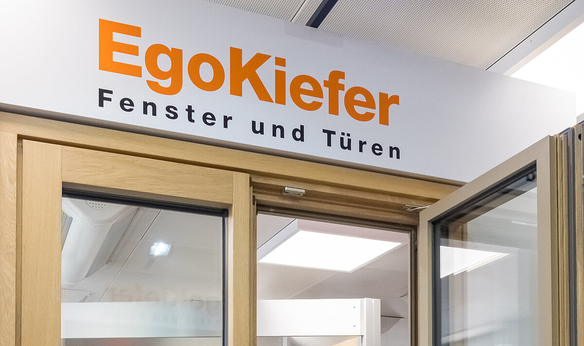 Partner für kratzerfreie Gläser: GLASSRESQ und EgoKiefer AG